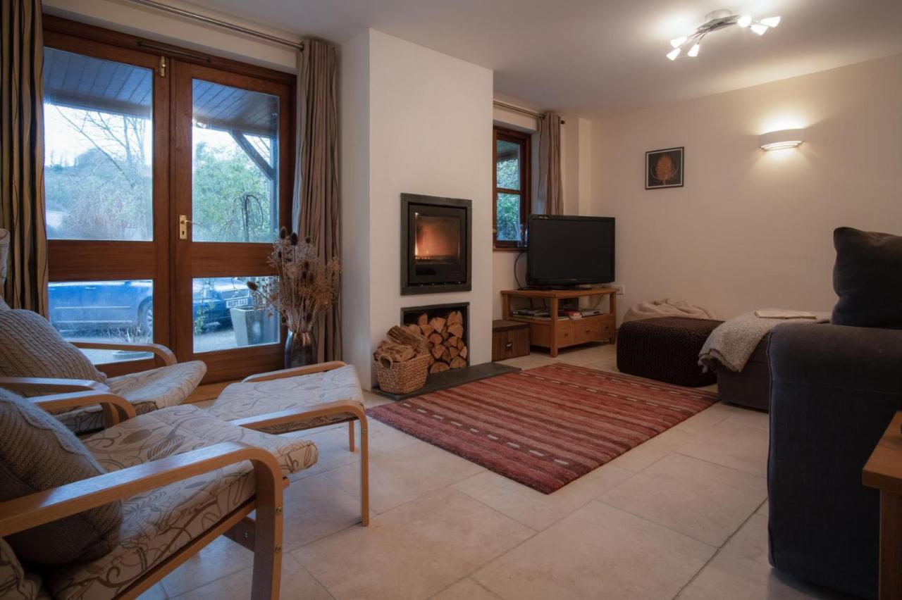 Llais Afon - 3 Bedroom Holiday Home - フィッシュガード エクステリア 写真