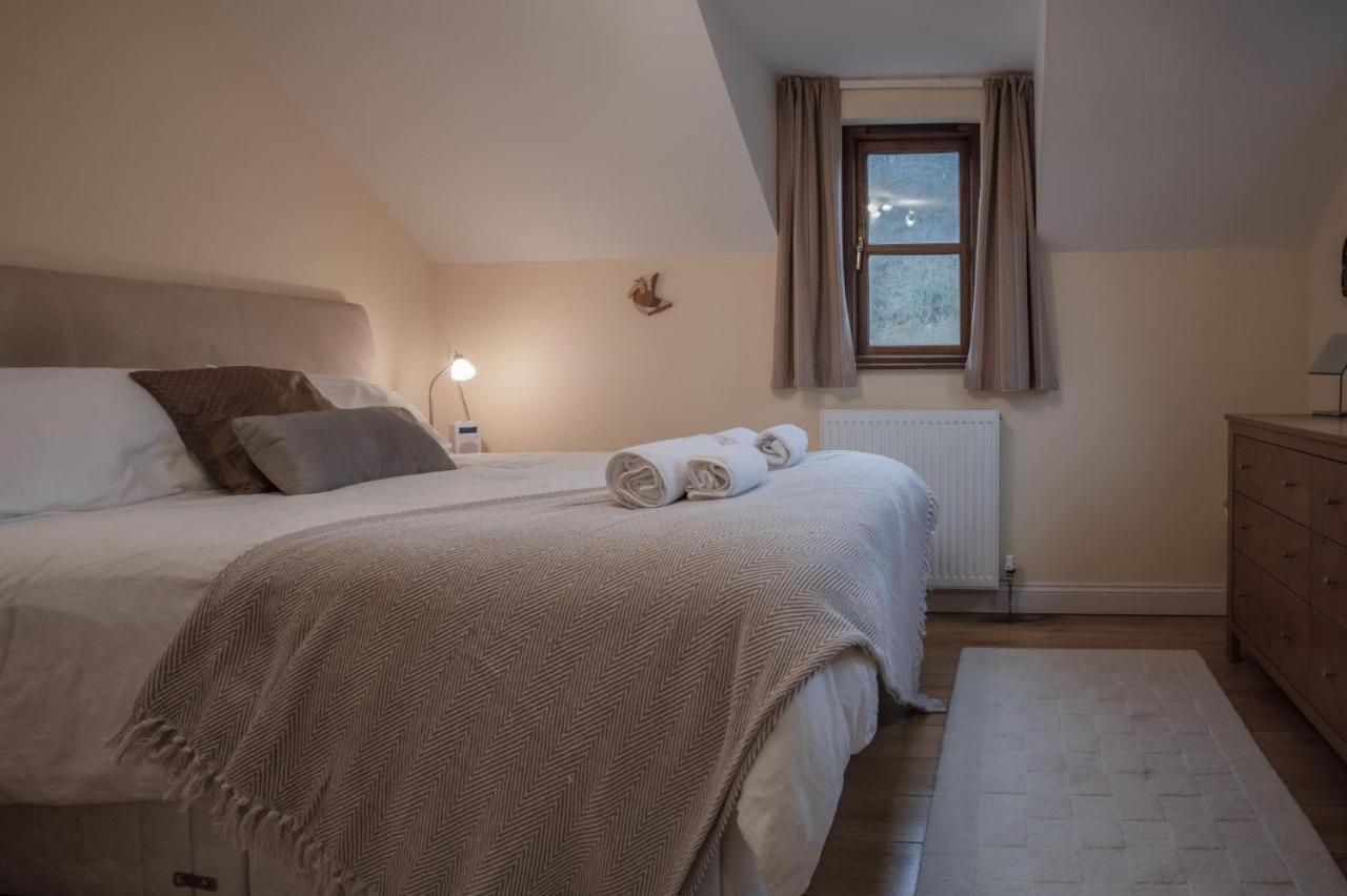 Llais Afon - 3 Bedroom Holiday Home - フィッシュガード エクステリア 写真