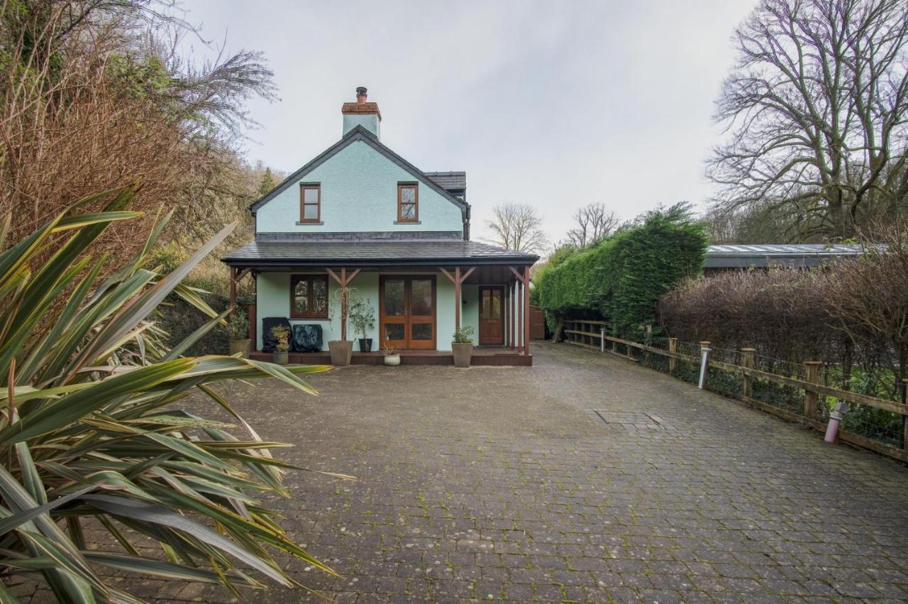 Llais Afon - 3 Bedroom Holiday Home - フィッシュガード エクステリア 写真